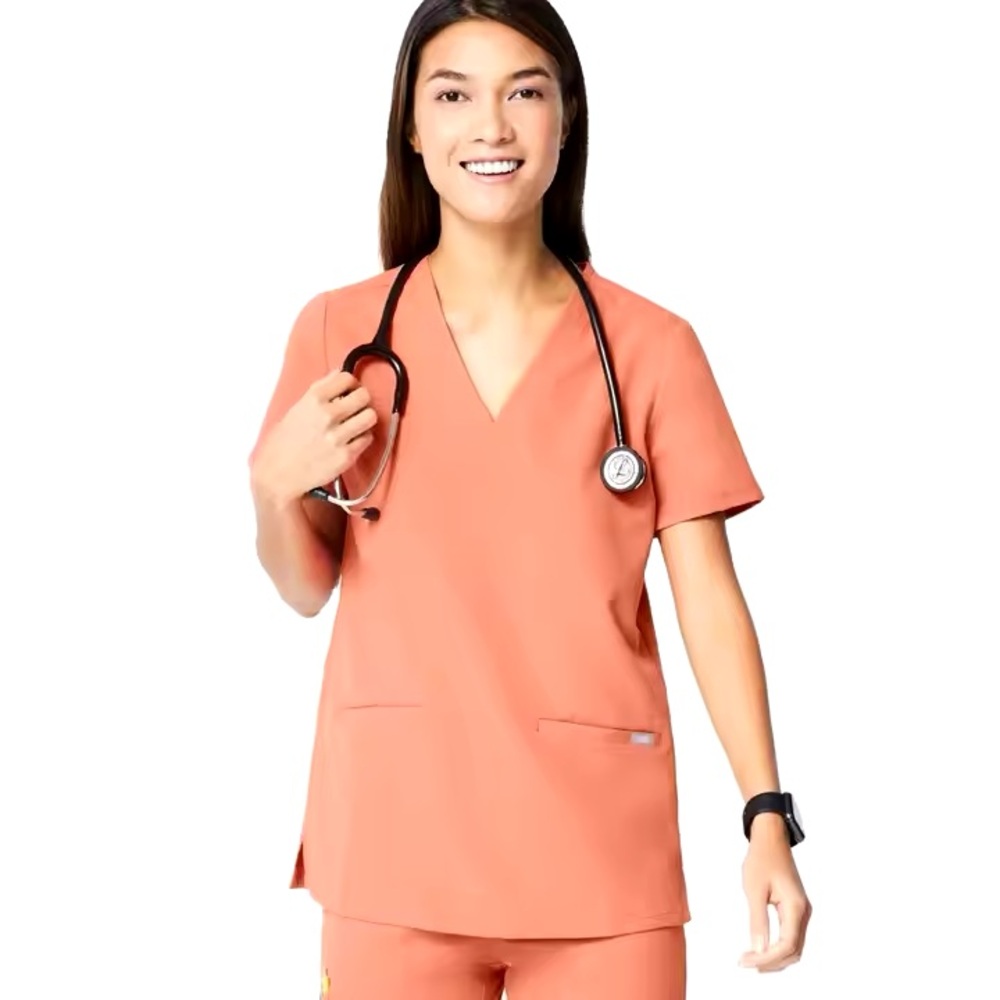 Figs Casma Original Coral Three Pocket Scrub Top Small